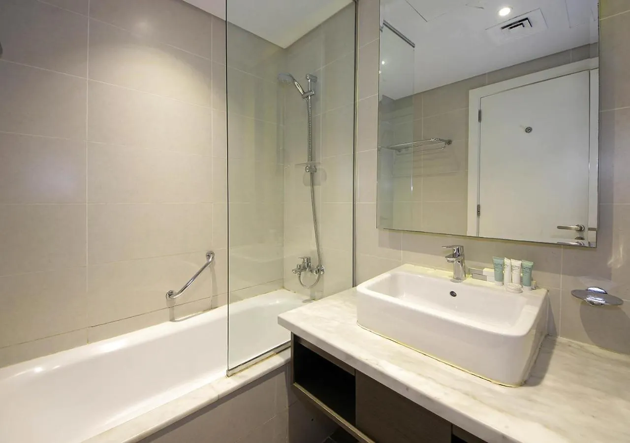Luxury Studio Apartment Canal View Near Dubai Mall
