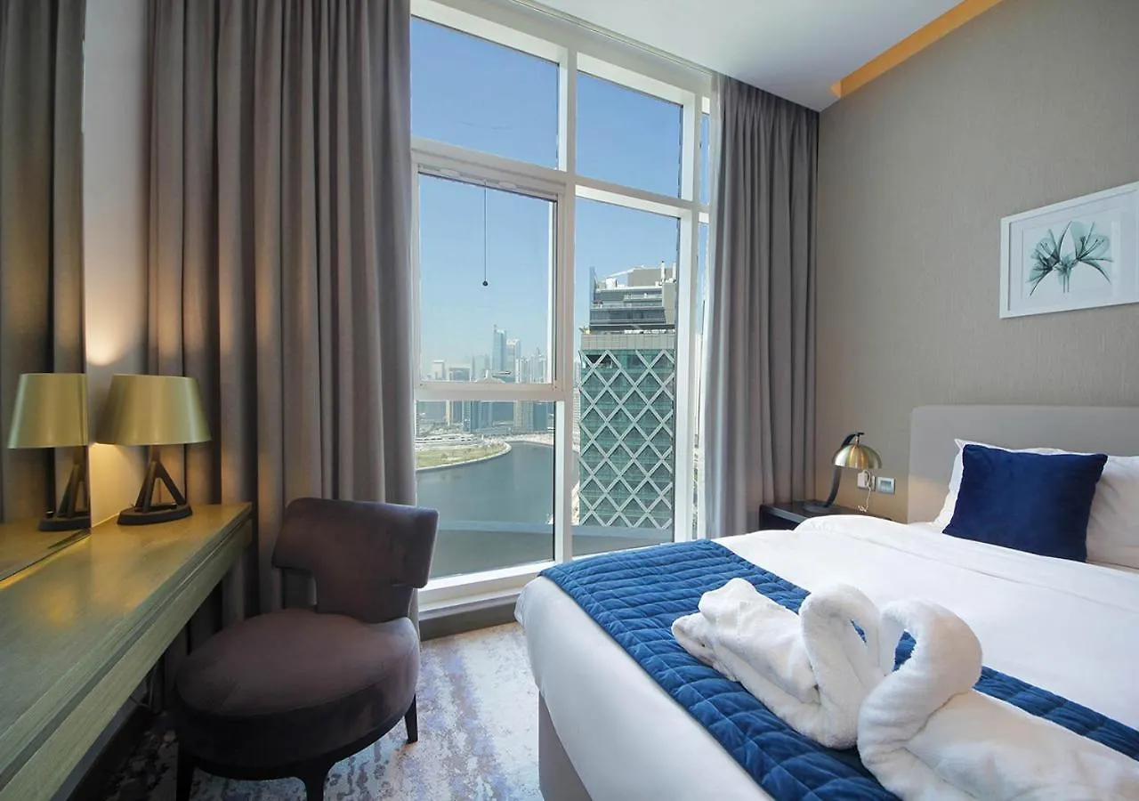 Luxury Studio Apartment Canal View Near Dubai Mall