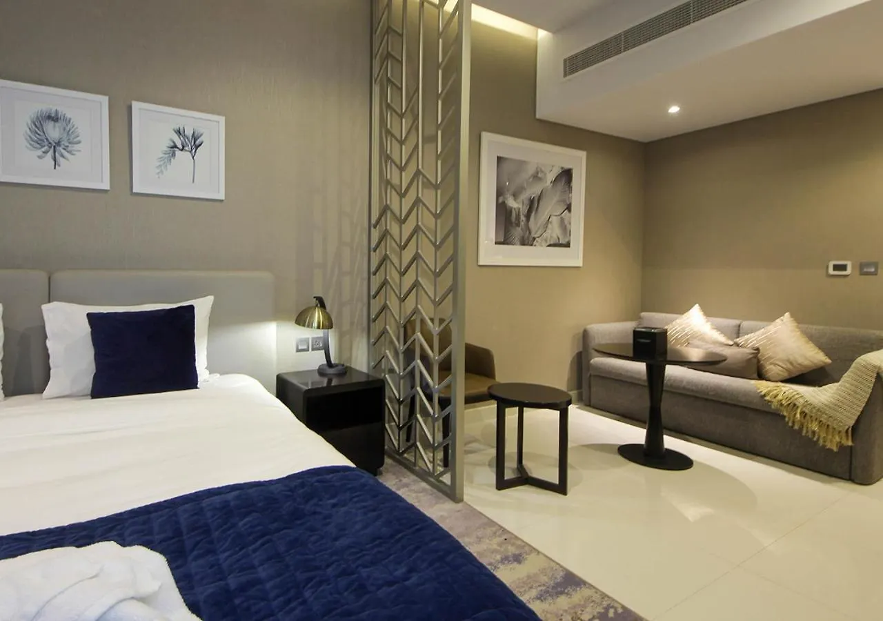Luxury Studio Apartment Canal View Near Dubai Mall