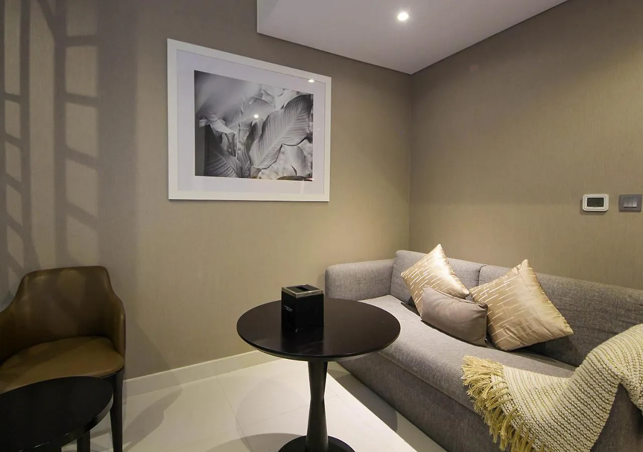 Luxury Studio Apartment Canal View Near Dubai Mall United Arab Emirates